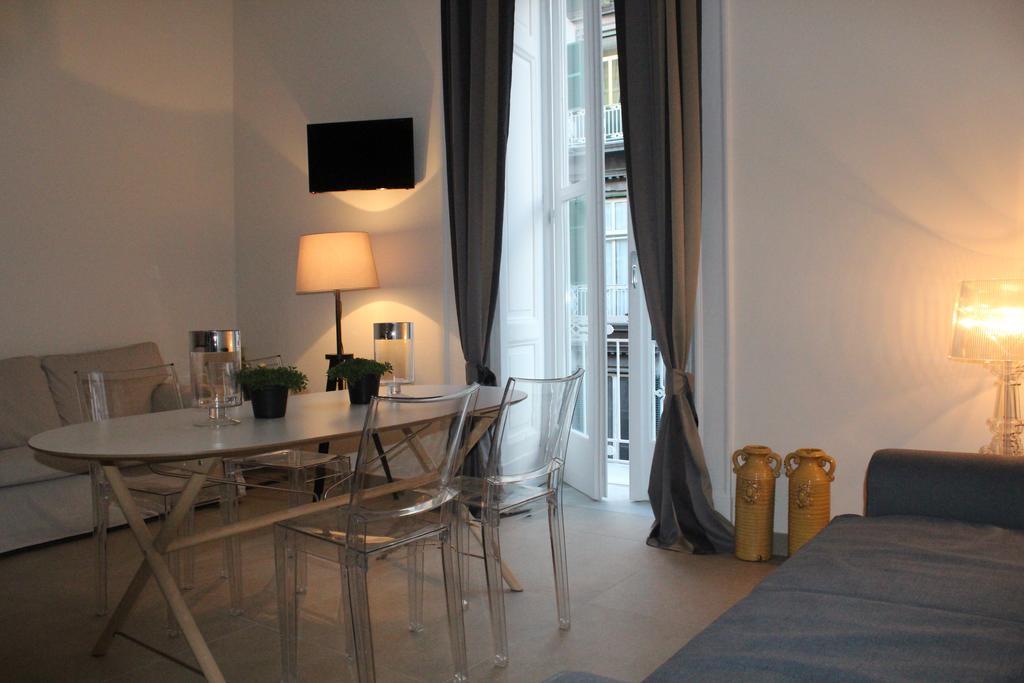 Le Mummarelle 64 Apartment Napoli Bagian luar foto